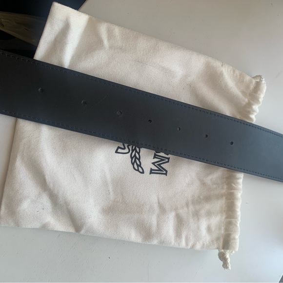 **NFS*** - Picture 4 of 6